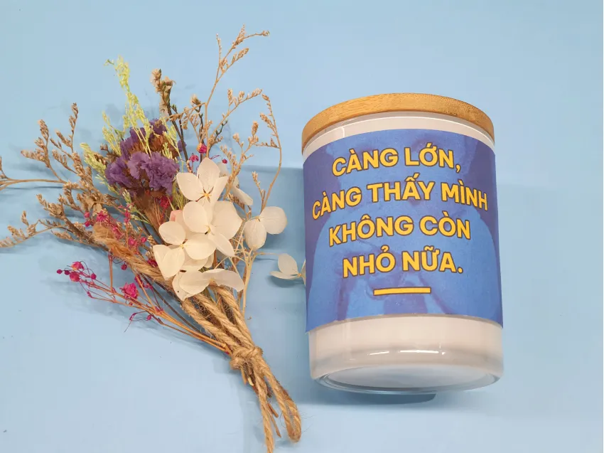 Quà Tặng Nến Thơm "Càng Lớn, Càng Thấy Mình Không Còn Nhỏ Nữa", Nến Thơm Thông Điệp Ý Nghĩa, Nến Thơm Độc Đáo, Quà Tặng Ý Nghĩa, Quà Tặng Sinh Nhật