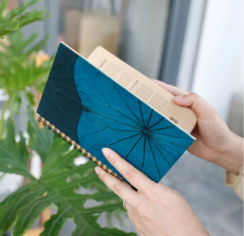 Lotus Leaf Notebooks, Hard and Sturdy Cover, Delicate and Rustic Lotus Leaf Pattern, Suitable Size, Easy to Carry, Suitable for Daily Notes, Corporate Gift